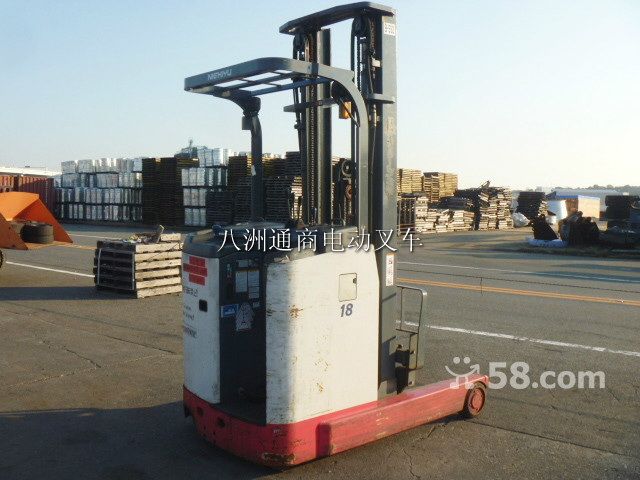 豐田前移式電動(dòng)車